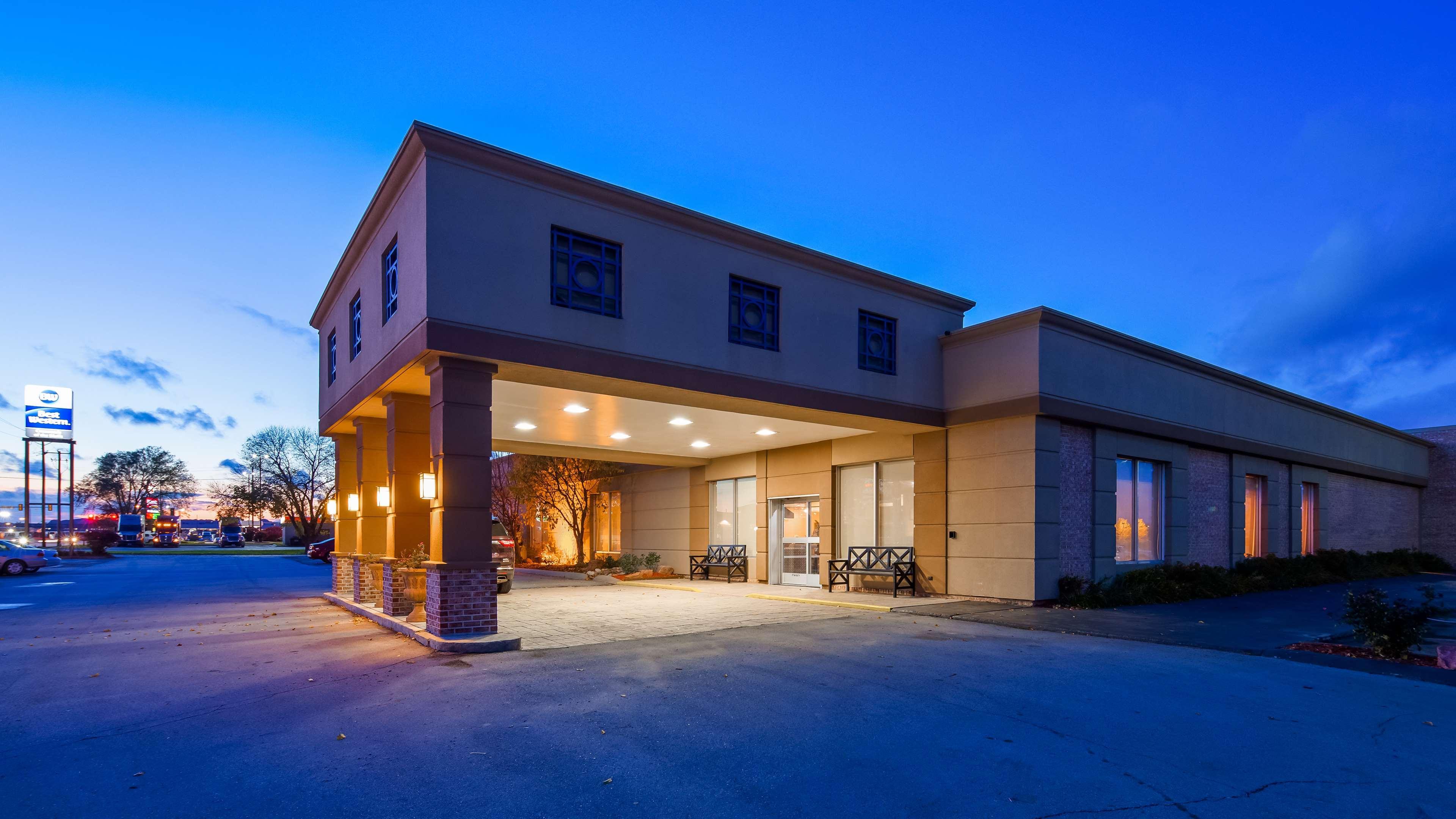 Best Western Crossroads Of The Bluffs Council Bluffs Exterior foto