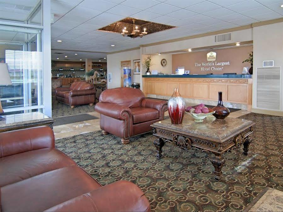 Best Western Crossroads Of The Bluffs Council Bluffs Exterior foto